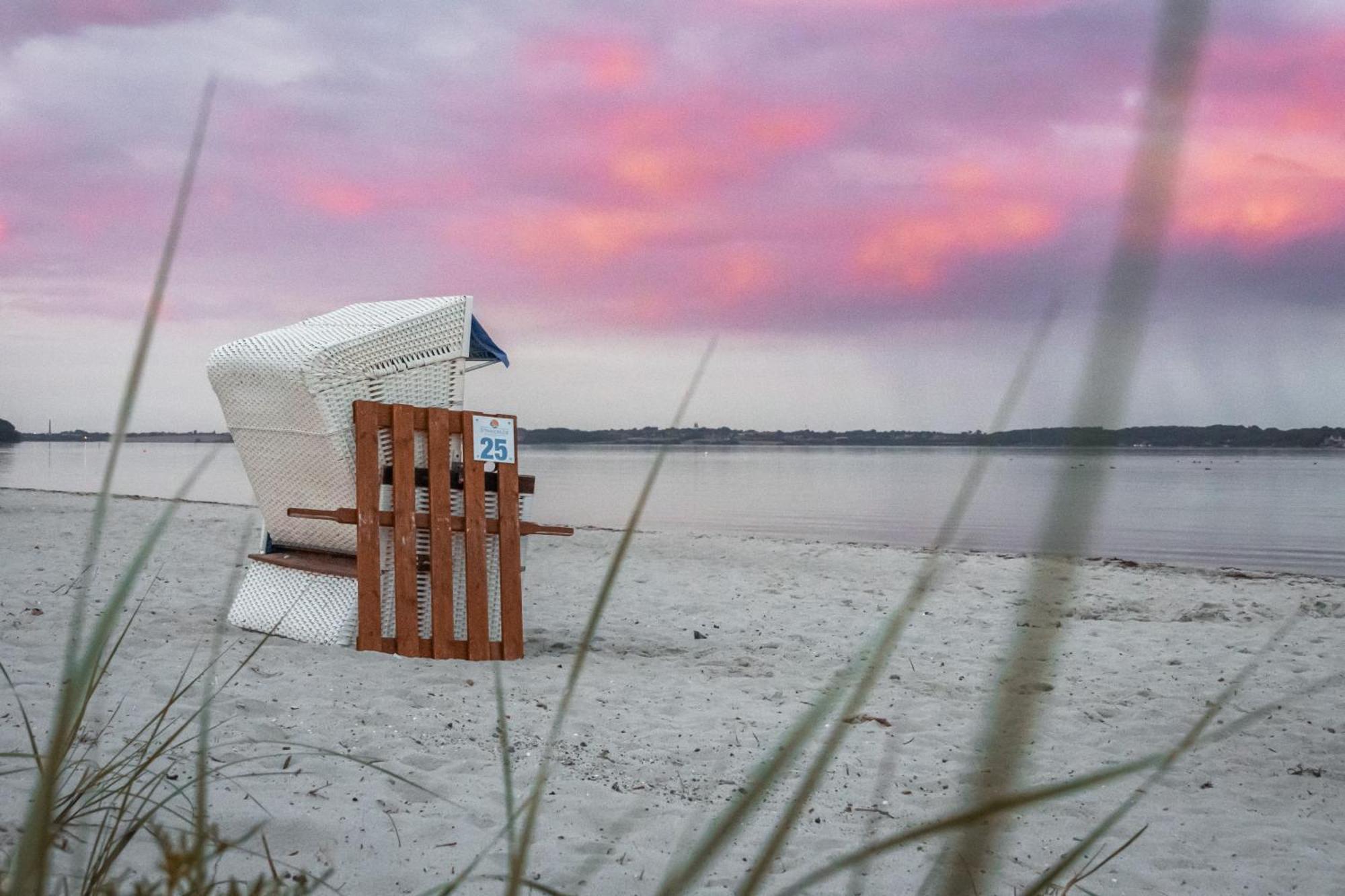 Ostsee-Strandhaus-Holnis Glücksburg Esterno foto
